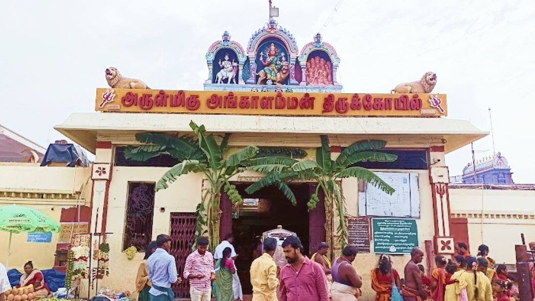 Muthukumaran Palace - Hotel near Sri Malayanur Angala Parameswari Temple